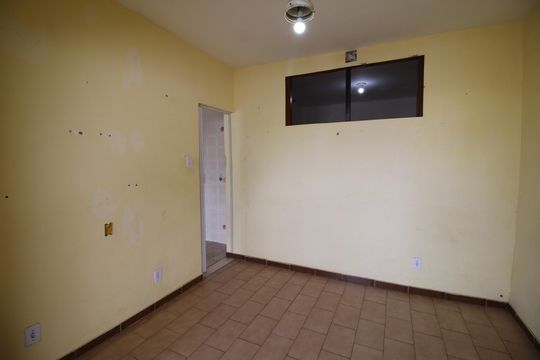 Casa para alugar com 1 quarto, 55m² em Curicica, Rio de Janeiro