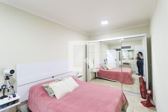 Casa de Condomínio à venda com 5 quartos, 200m² em Vila Mazzei, São Paulo