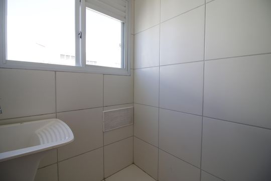 Cozinha e Área de Serviço de apartamento para alugar com 2 quartos, 46m² em Taquara, Rio de Janeiro
