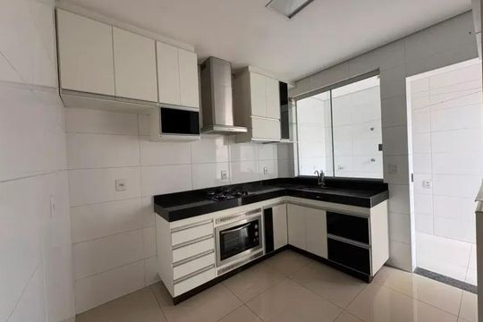 Cozinha de apartamento para alugar com 2 quartos, 60m² em Eldorado, Contagem