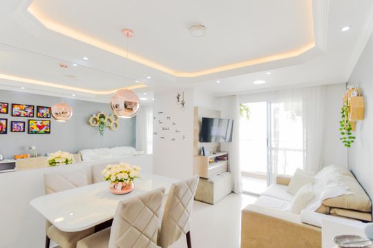 Apartamento à venda com 3 quartos, 68m² em Vila Endres, Guarulhos
