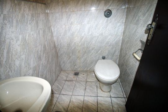 Banheiro da Suíte 2 de casa para alugar com 3 quartos, 200m² em Vista Alegre, Rio de Janeiro