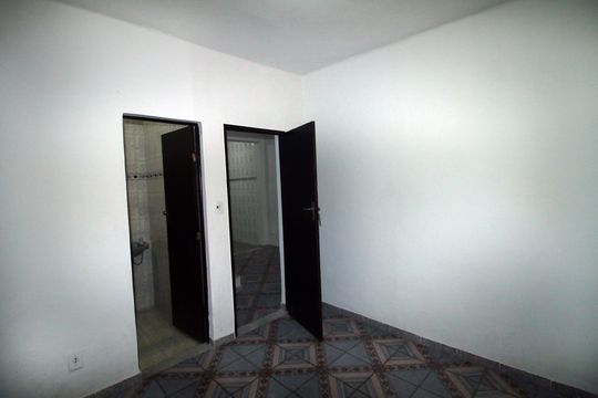 Suíte 1 de casa para alugar com 3 quartos, 200m² em Vista Alegre, Rio de Janeiro