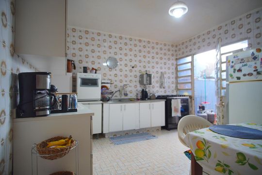 Cozinha de casa à venda com 3 quartos, 153m² em Jardim Itu, Porto Alegre