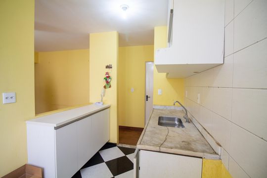 Cozinha de apartamento à venda com 3 quartos, 70m² em Vila das Belezas, São Paulo