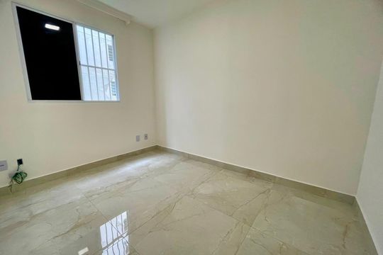 Suíte de apartamento para alugar com 2 quartos, 40m² em Piatã, Salvador