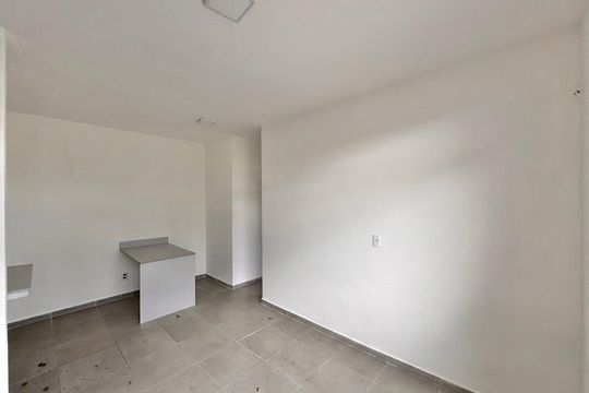 Sala de apartamento à venda com 1 quarto, 70m² em Recreio dos Bandeirantes, Rio de Janeiro