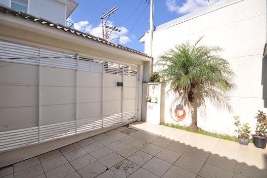 Garagem de casa à venda com 3 quartos, 94m² em Vila Nova Mazzei, São Paulo