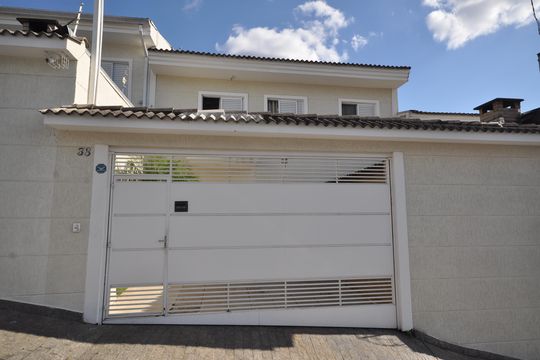 Fachada de casa à venda com 3 quartos, 94m² em Vila Nova Mazzei, São Paulo