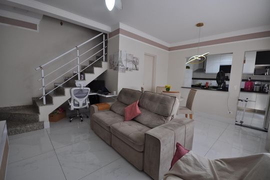 Casa à venda com 3 quartos, 94m² em Vila Nova Mazzei, São Paulo