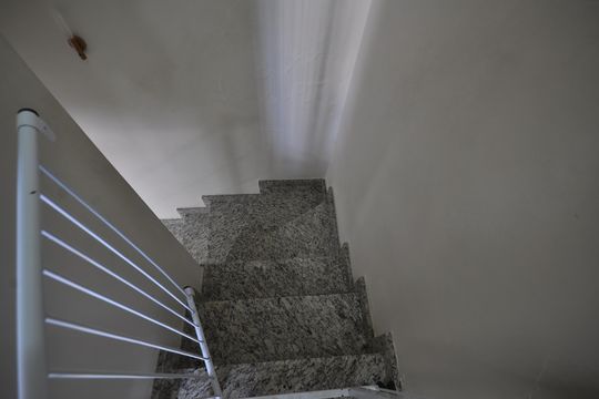 Escada de casa à venda com 3 quartos, 94m² em Vila Nova Mazzei, São Paulo