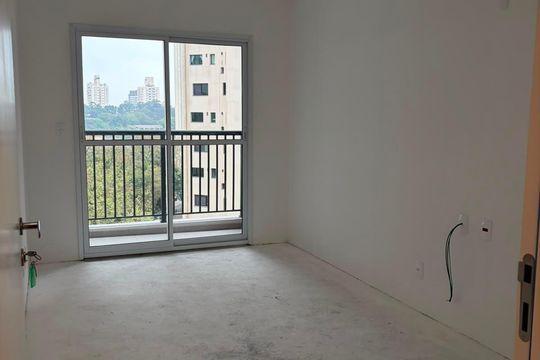 Kitnet/Studio à venda com 1 quarto, 33m² em Vila Suzana, São Paulo