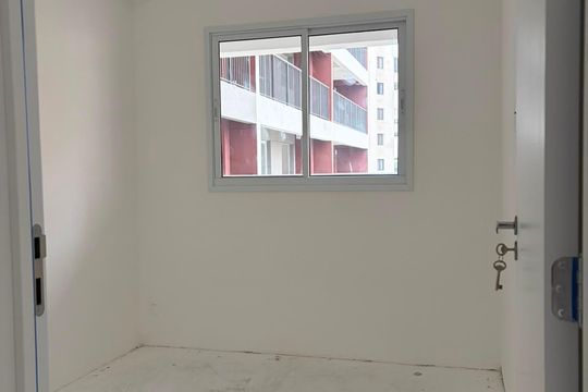 Kitnet/Studio à venda com 1 quarto, 33m² em Vila Suzana, São Paulo