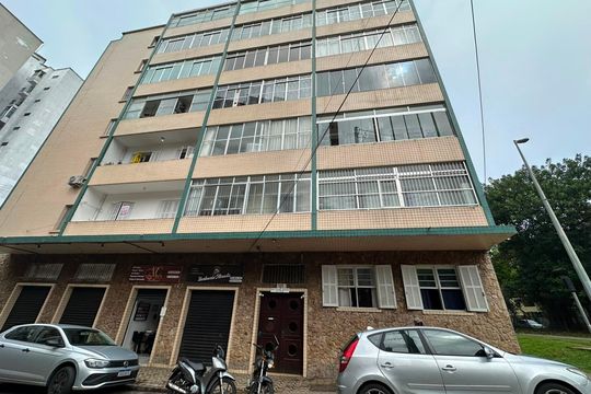 Fachada do Prédio de apartamento para alugar com 1 quarto, 58m² em Itararé, Santos