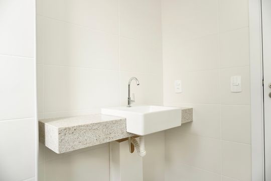 Banheiro da Suíte de apartamento à venda com 3 quartos, 94m² em Buritis, Belo Horizonte