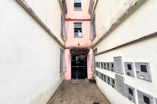 Hall de entrada de apartamento à venda com 2 quartos, 44m² em Kennedy, Contagem