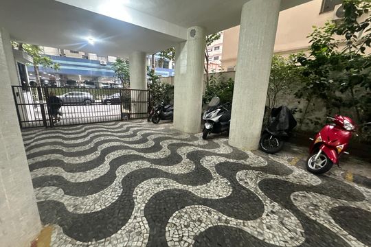 Garagem de apartamento para alugar com 1 quarto, 52m² em Centro, São Vicente