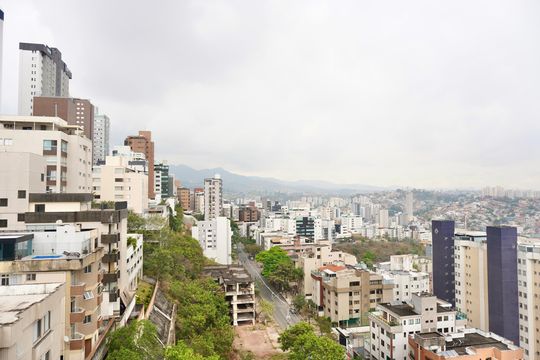 Apartamento à venda com 3 quartos, 97m² em Buritis, Belo Horizonte