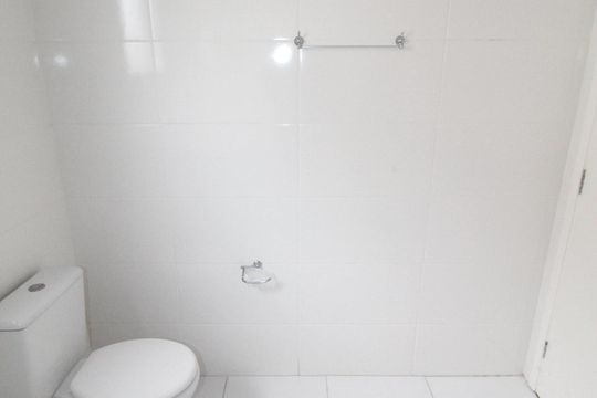 Banheiro de apartamento para alugar com 2 quartos, 47m² em Jardim Sao Jose, São José dos Campos