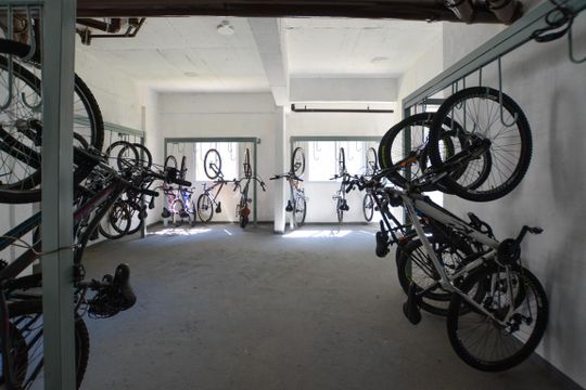 BICICLETÁRIO de apartamento para alugar com 2 quartos, 38m² em Jaguaré, São Paulo