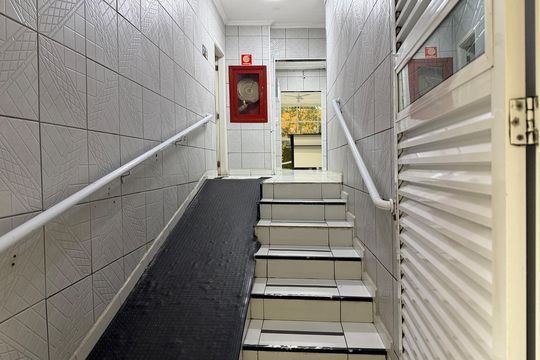 Área comum de apartamento para alugar com 1 quarto, 60m² em Boqueirão, Santos