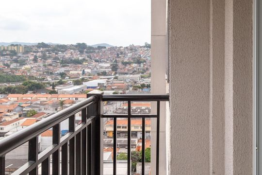Varanda de apartamento para alugar com 2 quartos, 46m² em Vila Galvão, Guarulhos