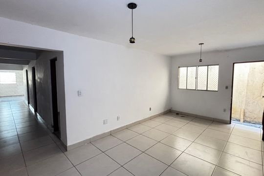 Sala  de casa para alugar com 2 quartos, 80m² em Parque das Nações, Santo André
