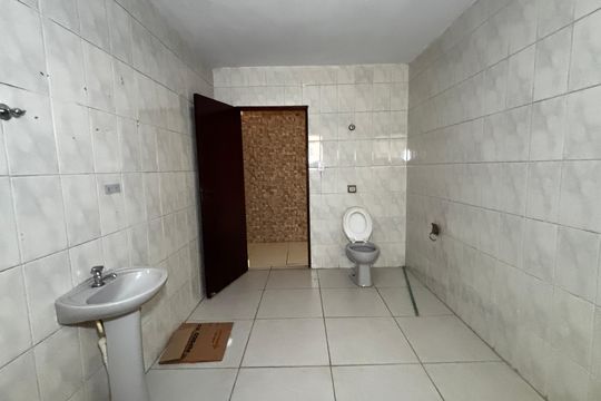 Banheiro de casa para alugar com 2 quartos, 80m² em Parque das Nações, Santo André