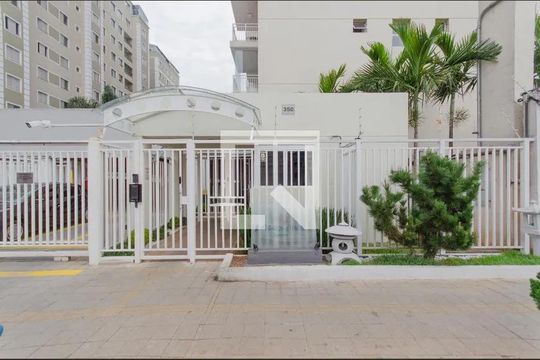 Fachada de apartamento para alugar com 1 quarto, 38m² em Jardim Santa Teresinha, São Paulo