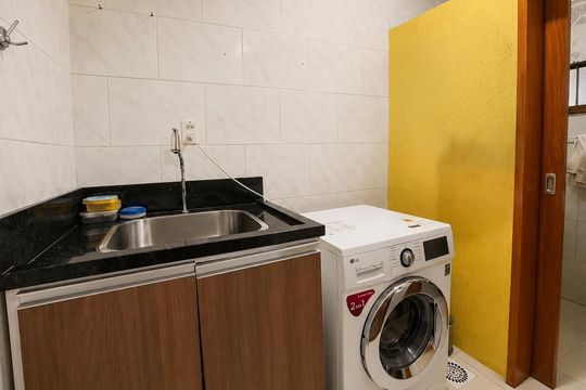 Área de serviço de casa para alugar com 4 quartos, 242m² em Ouro Branco, Novo Hamburgo