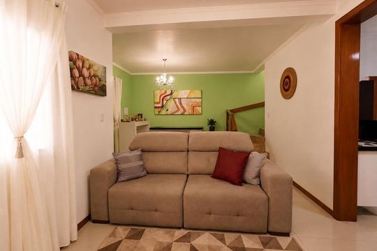 Sala de casa para alugar com 4 quartos, 242m² em Ouro Branco, Novo Hamburgo