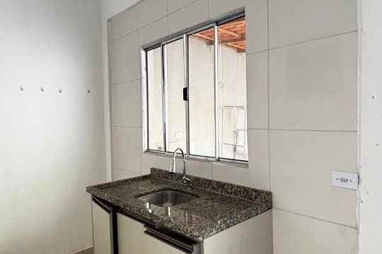 Cozinha de casa para alugar com 2 quartos, 40m² em Parque das Nações, Santo André