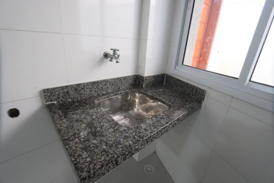 Cozinha e Área de Serviço de apartamento para alugar com 2 quartos, 55m² em Chácara Belenzinho, São Paulo
