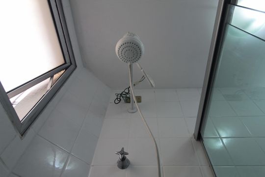 Banheiro de apartamento para alugar com 2 quartos, 50m² em Bandeirantes (pampulha), Belo Horizonte