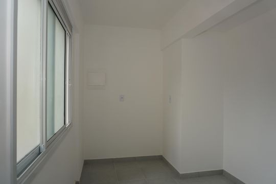 Lavanderia de apartamento para alugar com 3 quartos, 120m² em Vila Bonfim, Embu das Artes