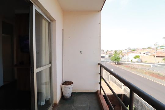 Varanda  de apartamento para alugar com 2 quartos, 70m² em Subsetor Oeste - 12 (o-12), Ribeirão Preto