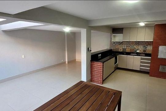 Cozinha de casa à venda com 3 quartos, 180m² em Parolin, Curitiba