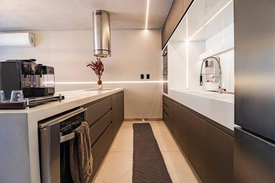 Apartamento à venda com 2 quartos, 201m² em Serra, Belo Horizonte