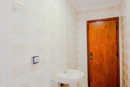 Banheiro de casa à venda com 2 quartos, 181m² em Parque Continental Ii, Guarulhos
