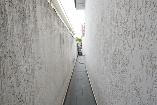 Corredor Quintal de casa à venda com 3 quartos, 140m² em Vila Mariana, São Paulo