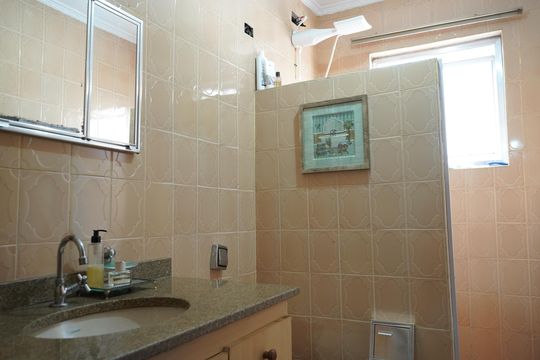 Banheiro de casa para alugar com 3 quartos, 135m² em Vila Carrão, São Paulo