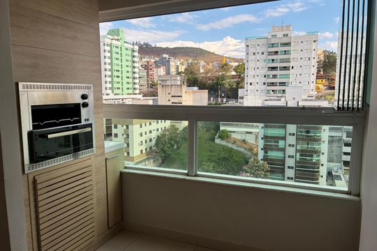Varanda de apartamento à venda com 2 quartos, 67m² em Buritis, Belo Horizonte