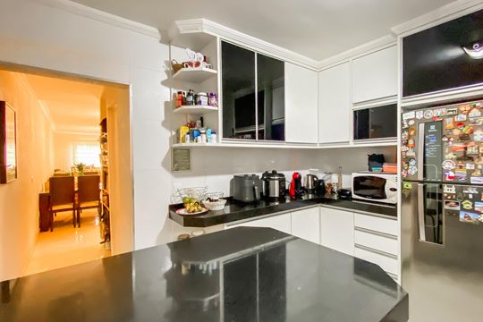 Cozinha  de casa à venda com 3 quartos, 100m² em Parque Boturussu, São Paulo