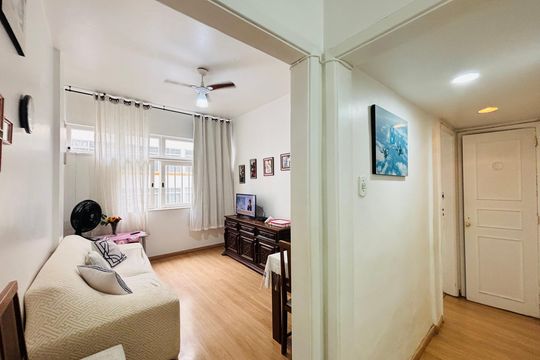 Apartamento para alugar com 2 quartos, 61m² em Copacabana, Rio de Janeiro