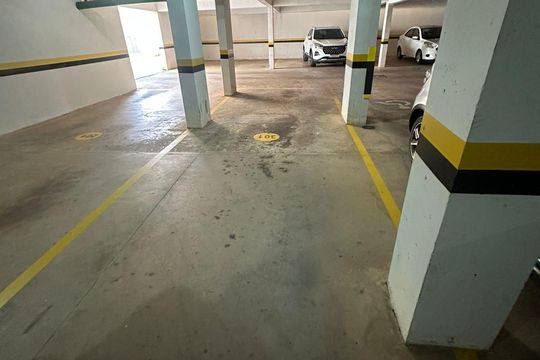 Garagem de apartamento para alugar com 3 quartos, 89m² em Patrimônio, Uberlândia