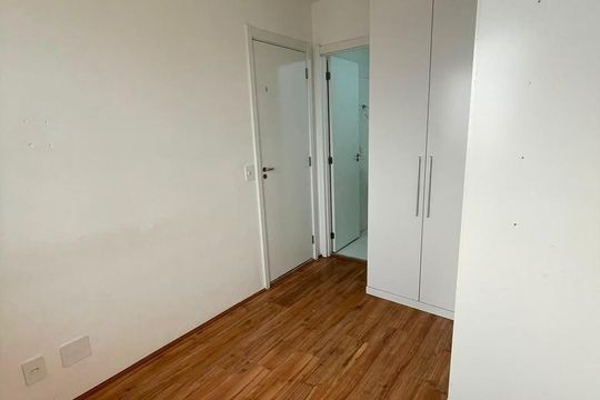 Quarto de apartamento à venda com 1 quarto, 28m² em Vila Ré, São Paulo