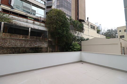 Vista do Quarto 2 de apartamento para alugar com 2 quartos, 70m² em Auxiliadora, Porto Alegre