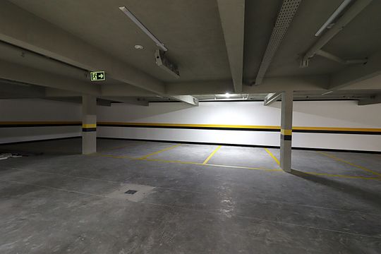 Garagem de apartamento para alugar com 2 quartos, 70m² em Auxiliadora, Porto Alegre