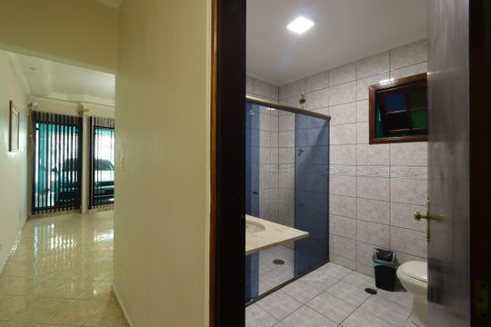 Corredor de casa para alugar com 2 quartos, 125m² em Cidade São Jorge, Santo André