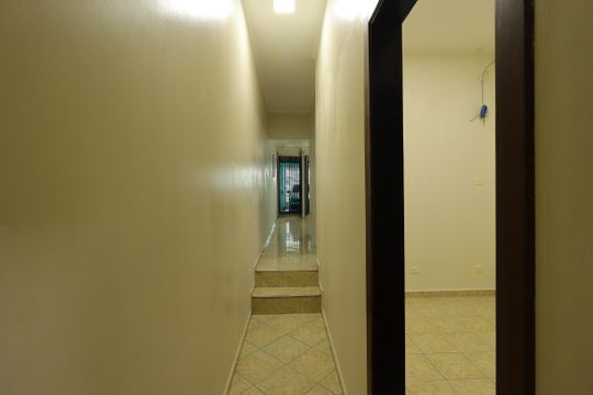 Corredor de casa para alugar com 2 quartos, 125m² em Cidade São Jorge, Santo André